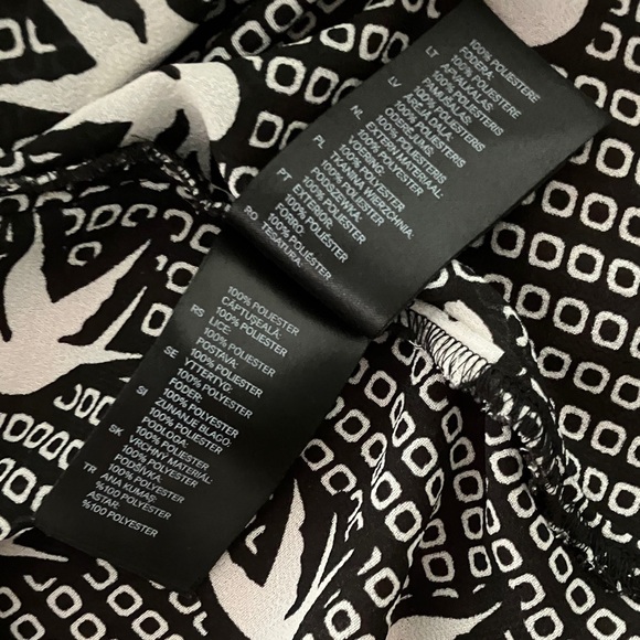 H&M Divided women’s size 2 bird motif lined mini Dress - Picture 15 of 16